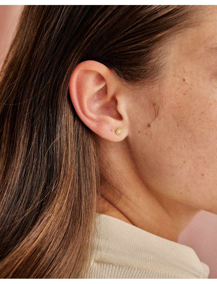 Single gold-plated mini earring